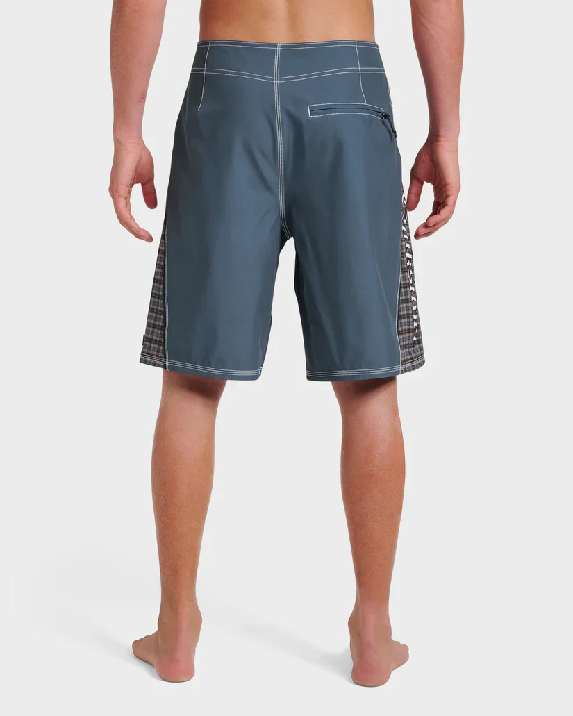 QUIKSILVER MERCURY 99 21" BOARDSHORT - Image 3